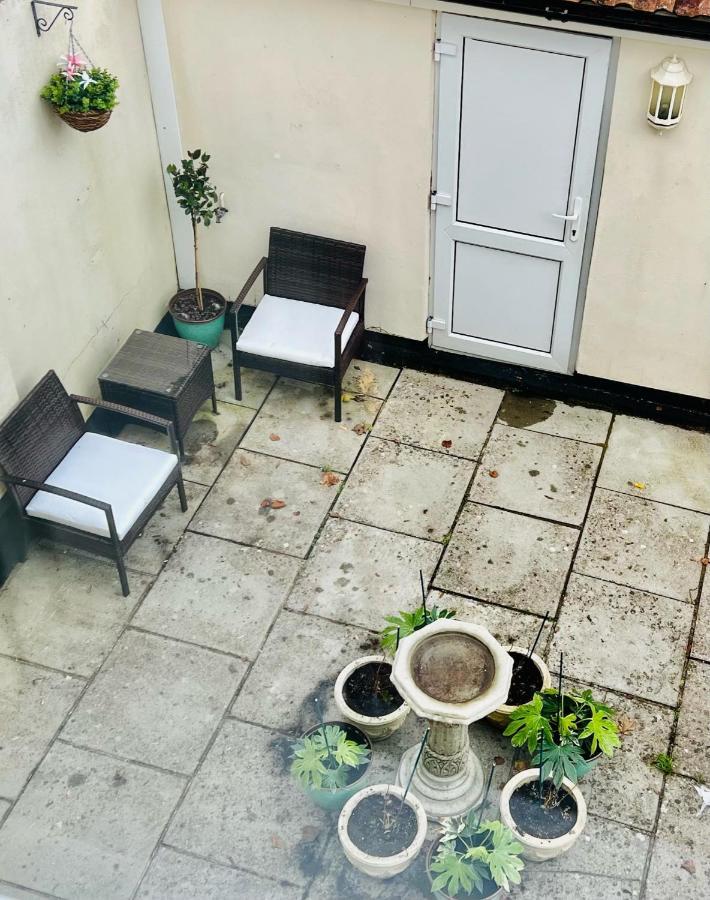 Dapps Hill Haven - Between Bristol And Bath, Both 9 Mins By Train! كينشام المظهر الخارجي الصورة